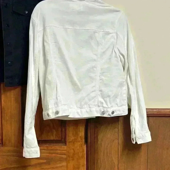 2 Casual Jackets 1 Navy Covington Size 14 1 White Time & True Size L 12-14 - Picture 4 of 11